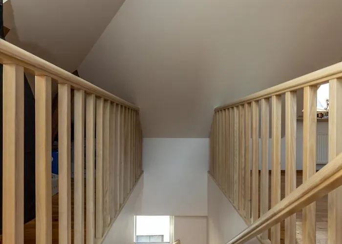 Amber Private Hostel