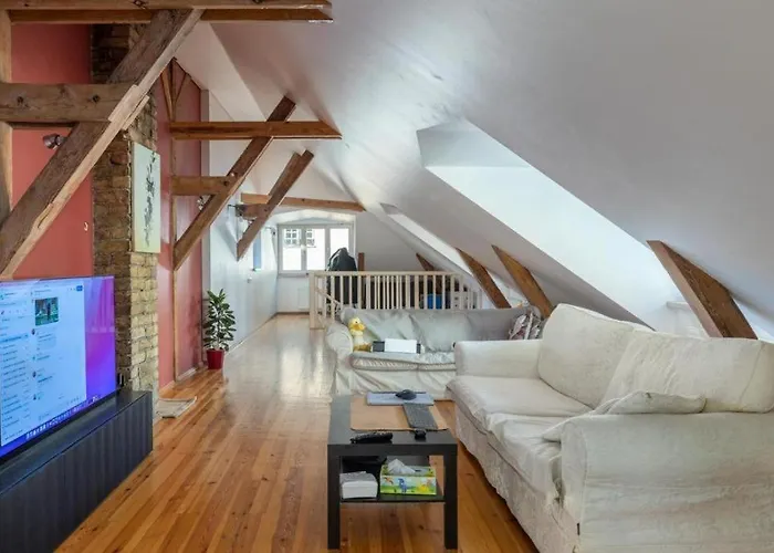 Amber Private Hostel